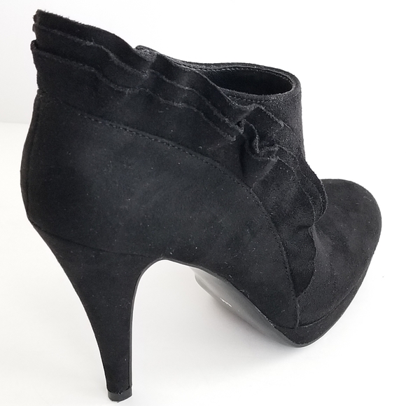 Impo Shoes - Impo Priscilla Super Cute Booties / 6 🖤🖤